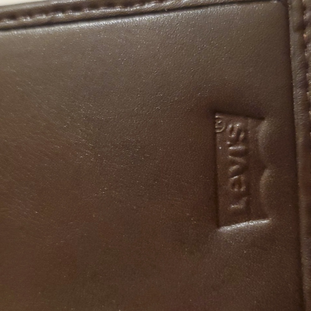 New mens real leather brown Levi's trifold wallet - Picture 4 of 7